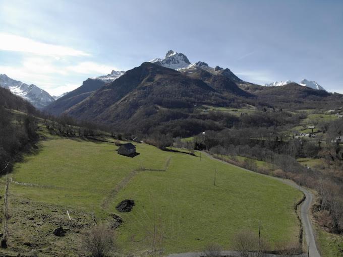 Aux D'Estaing Croises, Gite De Montagne Accessible A Tous 외부 사진