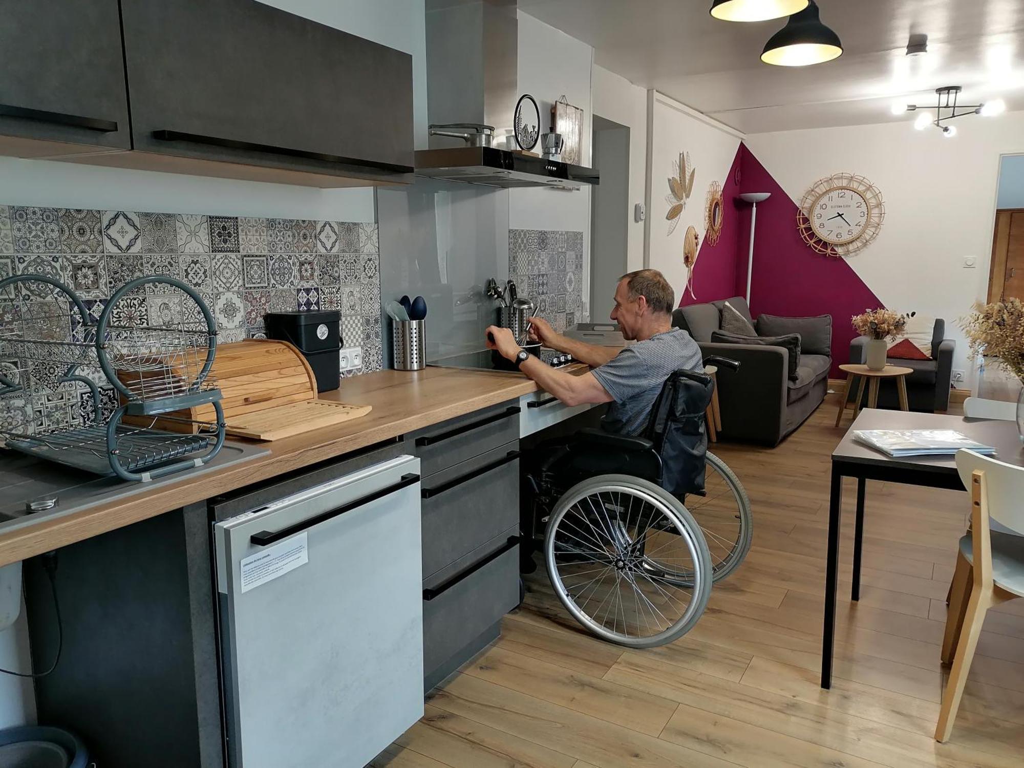 Aux D'Estaing Croises, Gite De Montagne Accessible A Tous 외부 사진