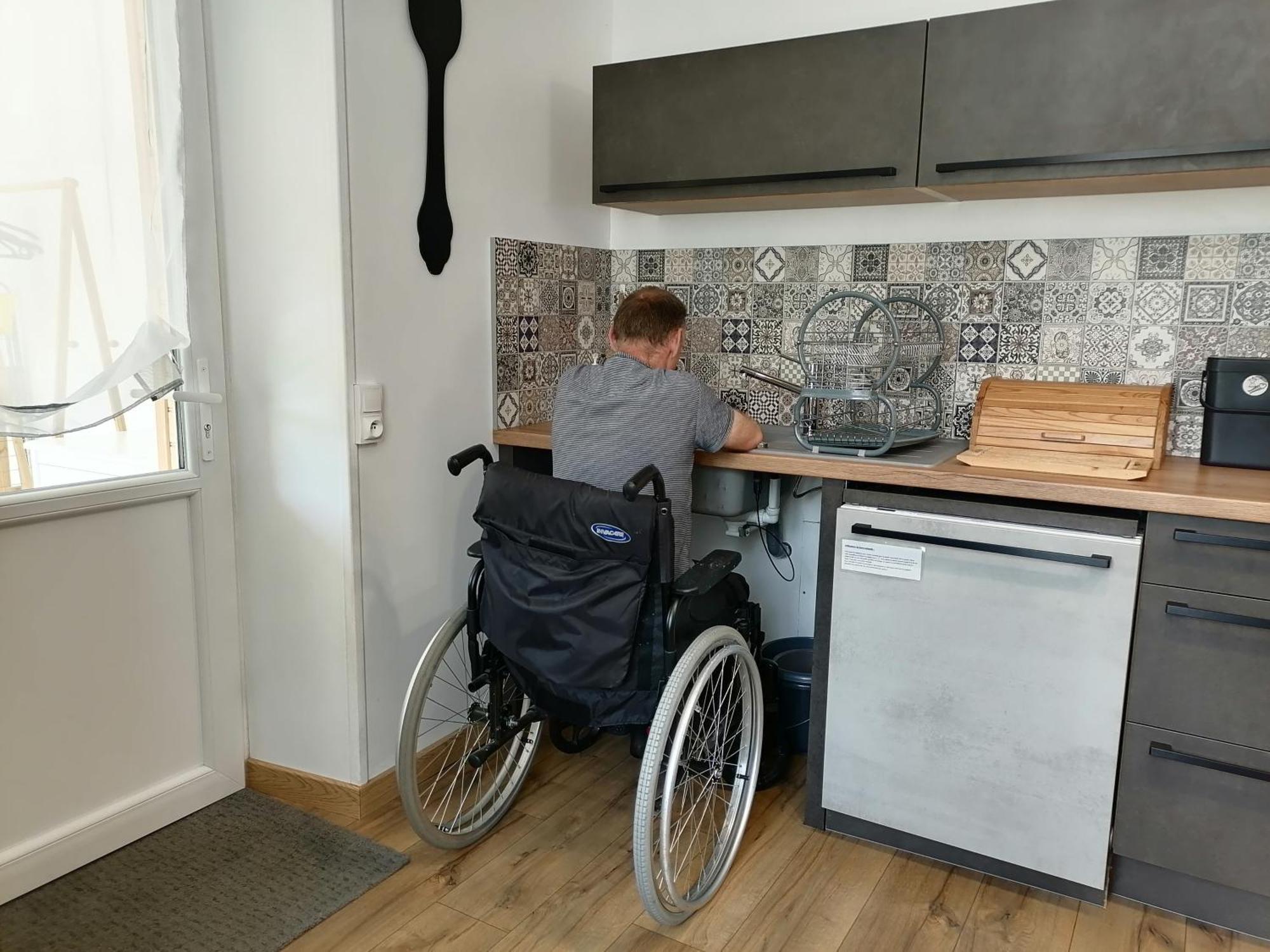 Aux D'Estaing Croises, Gite De Montagne Accessible A Tous 외부 사진